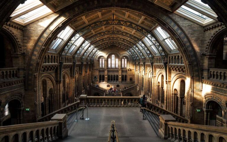 NATURAL HISTORY MUSEUM -LONDON-UK